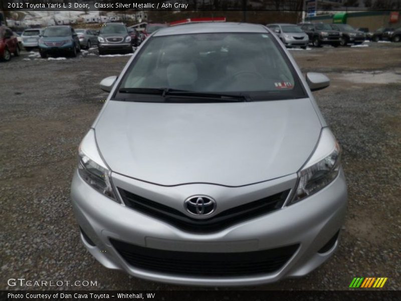 Classic Silver Metallic / Ash Gray 2012 Toyota Yaris L 3 Door