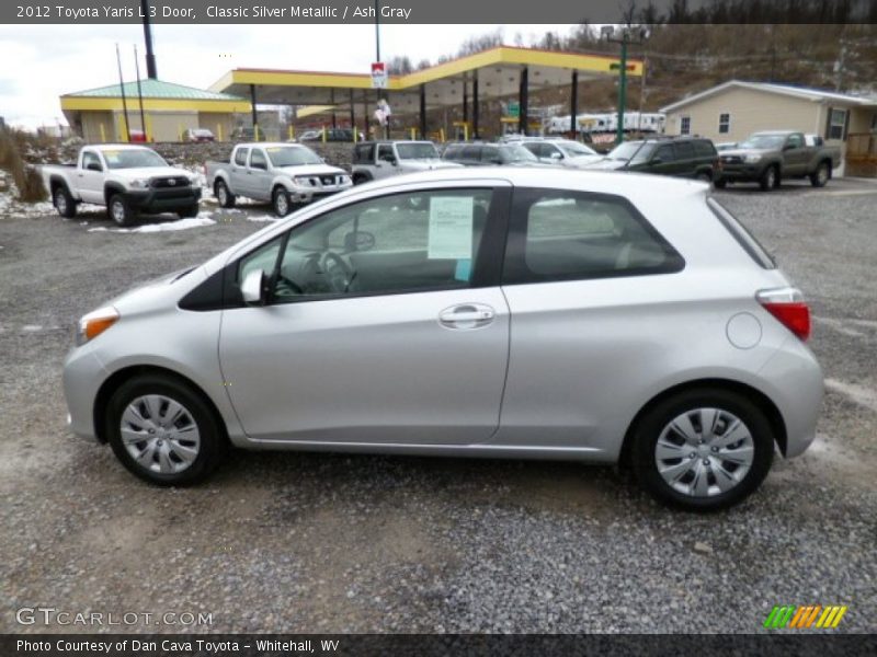 Classic Silver Metallic / Ash Gray 2012 Toyota Yaris L 3 Door