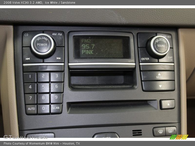 Ice White / Sandstone 2008 Volvo XC90 3.2 AWD