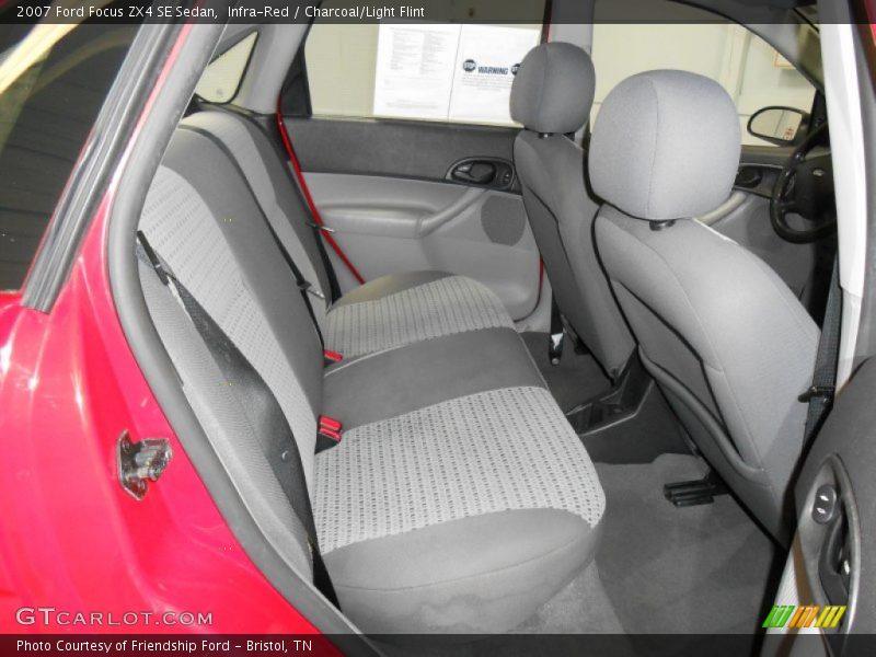 Infra-Red / Charcoal/Light Flint 2007 Ford Focus ZX4 SE Sedan