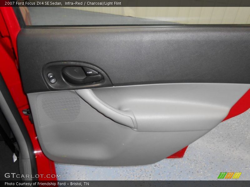 Infra-Red / Charcoal/Light Flint 2007 Ford Focus ZX4 SE Sedan