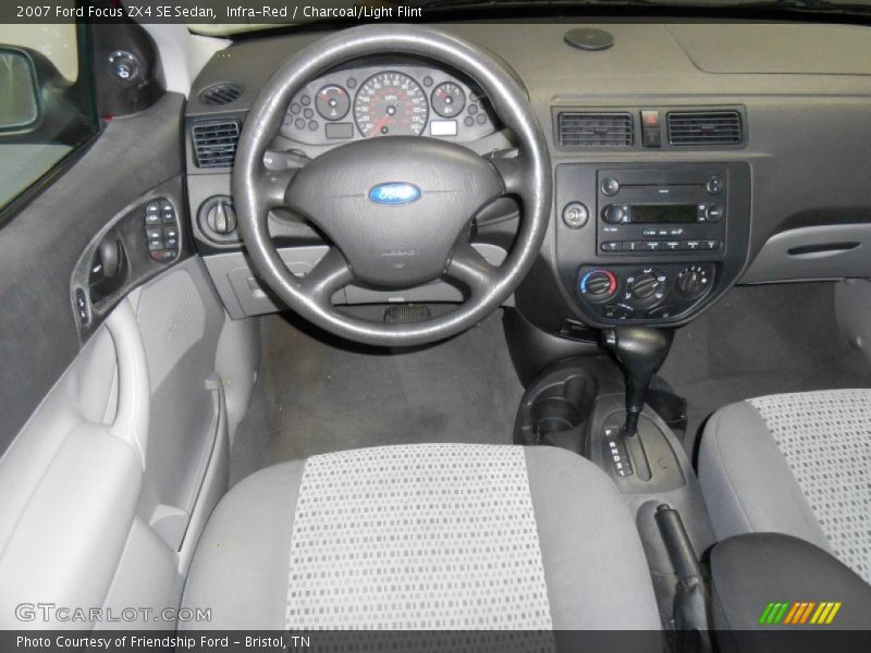 Infra-Red / Charcoal/Light Flint 2007 Ford Focus ZX4 SE Sedan
