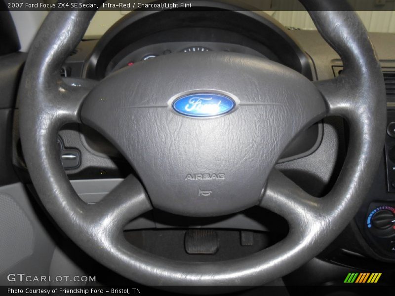 Infra-Red / Charcoal/Light Flint 2007 Ford Focus ZX4 SE Sedan
