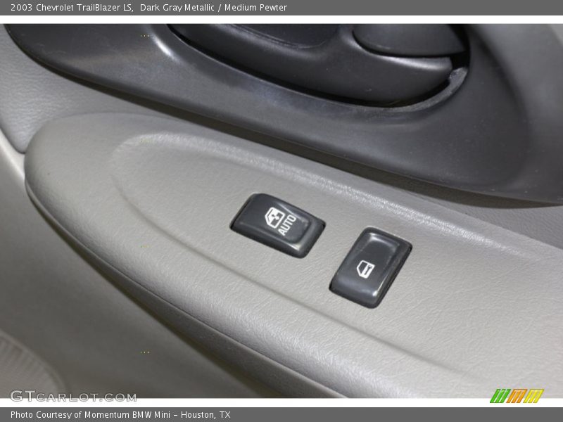 Dark Gray Metallic / Medium Pewter 2003 Chevrolet TrailBlazer LS