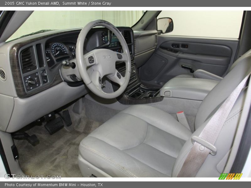 Summit White / Stone Gray 2005 GMC Yukon Denali AWD