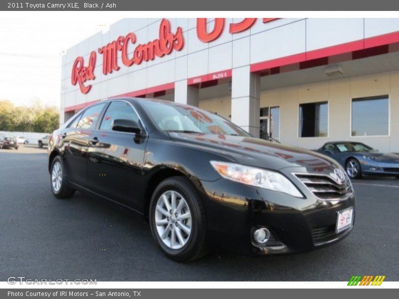 Black / Ash 2011 Toyota Camry XLE