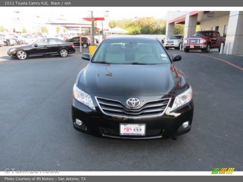 Black / Ash 2011 Toyota Camry XLE