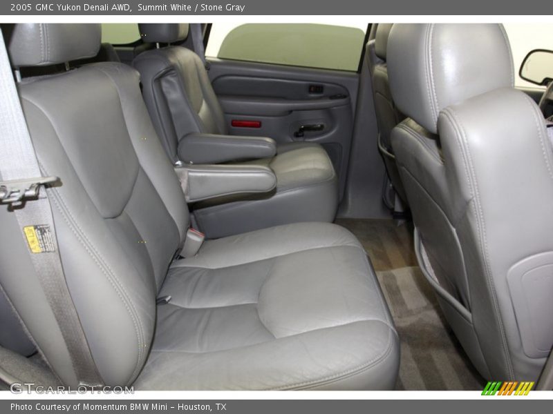 Summit White / Stone Gray 2005 GMC Yukon Denali AWD