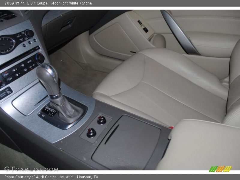 Moonlight White / Stone 2009 Infiniti G 37 Coupe