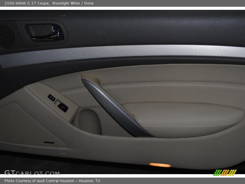 Moonlight White / Stone 2009 Infiniti G 37 Coupe