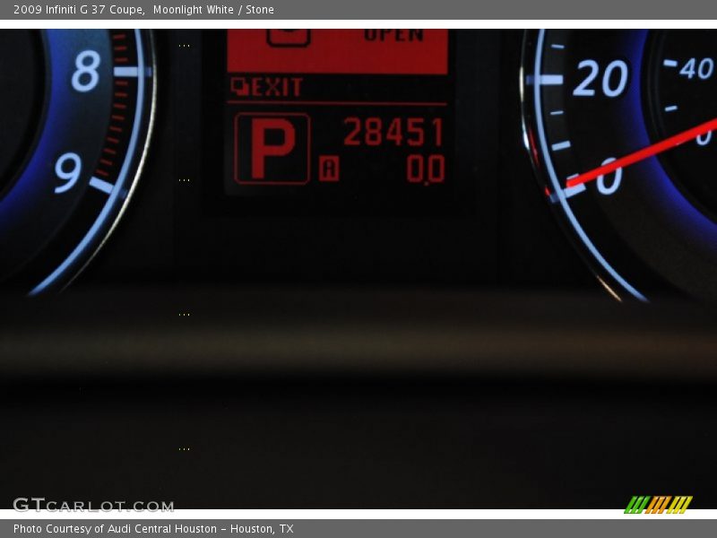 Moonlight White / Stone 2009 Infiniti G 37 Coupe