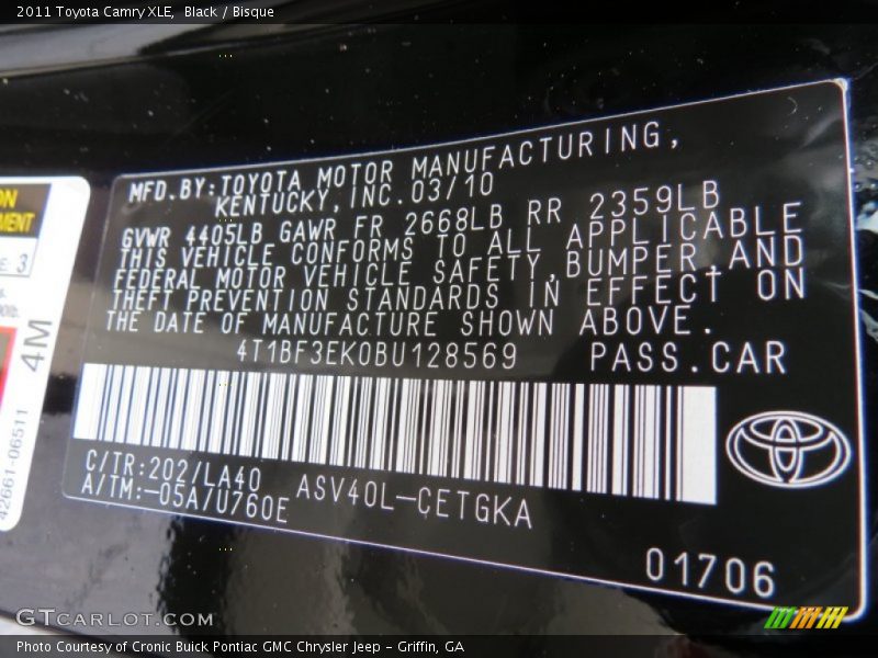 Black / Bisque 2011 Toyota Camry XLE