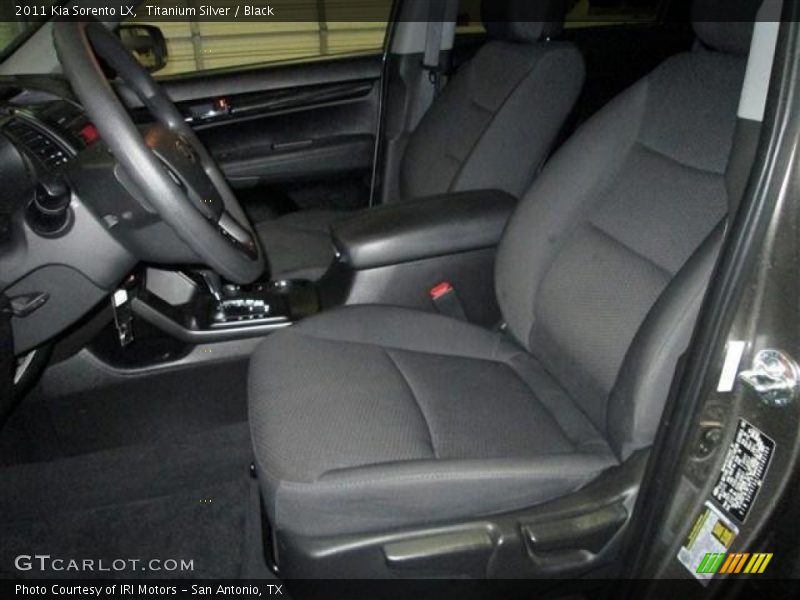 Titanium Silver / Black 2011 Kia Sorento LX