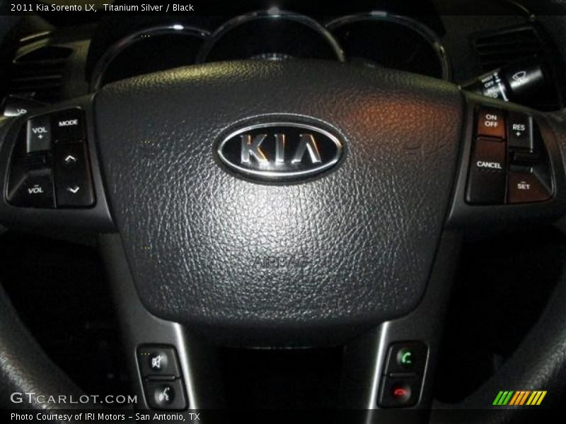 Titanium Silver / Black 2011 Kia Sorento LX