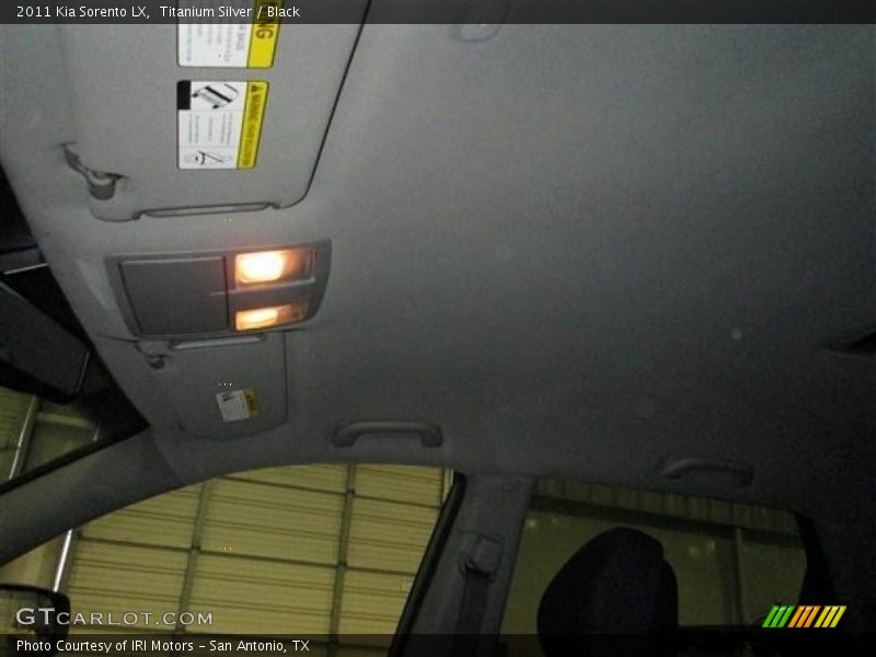 Titanium Silver / Black 2011 Kia Sorento LX