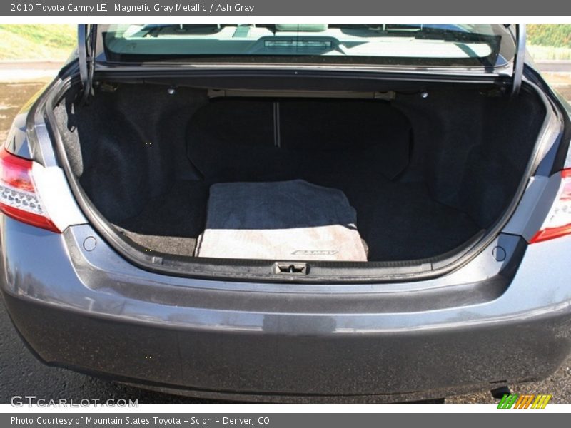 Magnetic Gray Metallic / Ash Gray 2010 Toyota Camry LE
