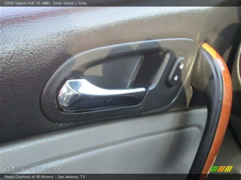 Silver Nickel / Gray 2006 Saturn VUE V6 AWD
