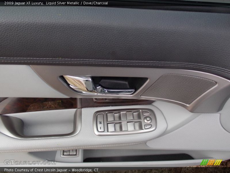 Liquid Silver Metallic / Dove/Charcoal 2009 Jaguar XF Luxury