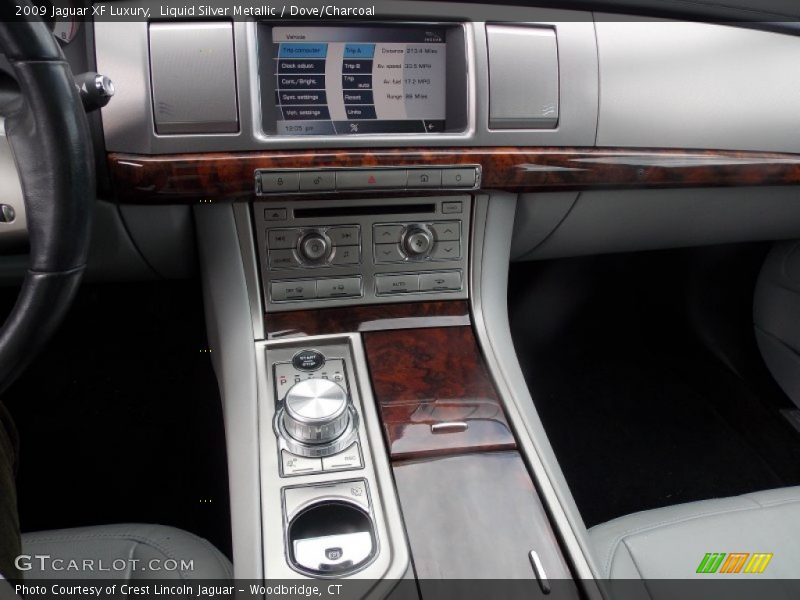 Liquid Silver Metallic / Dove/Charcoal 2009 Jaguar XF Luxury