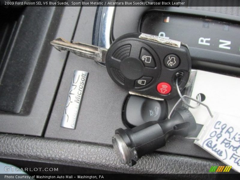 Keys of 2009 Fusion SEL V6 Blue Suede