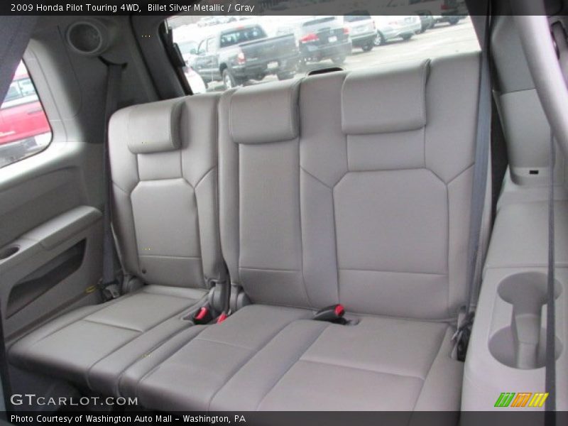 Rear Seat of 2009 Pilot Touring 4WD