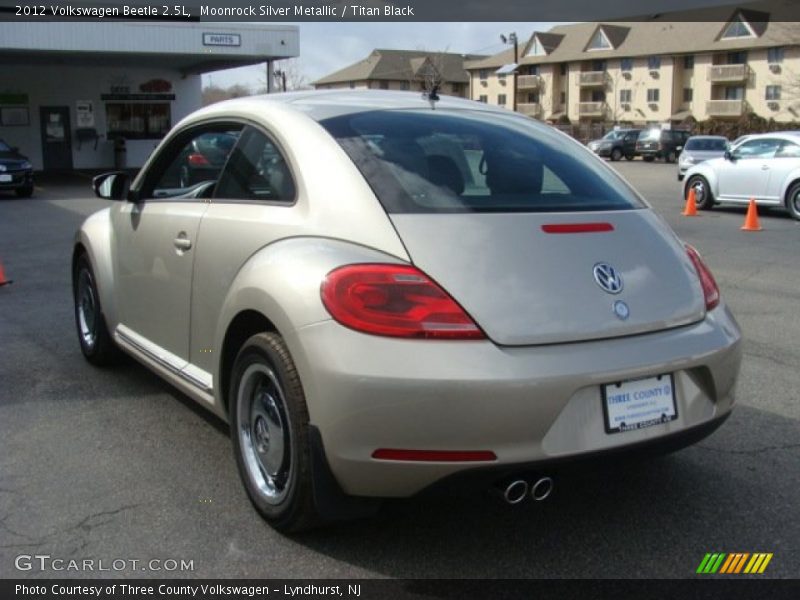 Moonrock Silver Metallic / Titan Black 2012 Volkswagen Beetle 2.5L