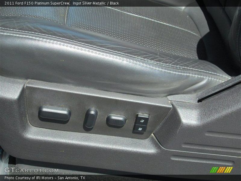 Ingot Silver Metallic / Black 2011 Ford F150 Platinum SuperCrew