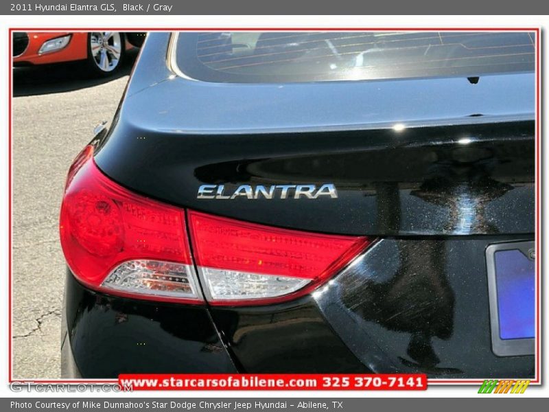 Black / Gray 2011 Hyundai Elantra GLS