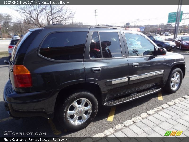 Onyx Black / Ebony 2005 GMC Envoy SLT 4x4
