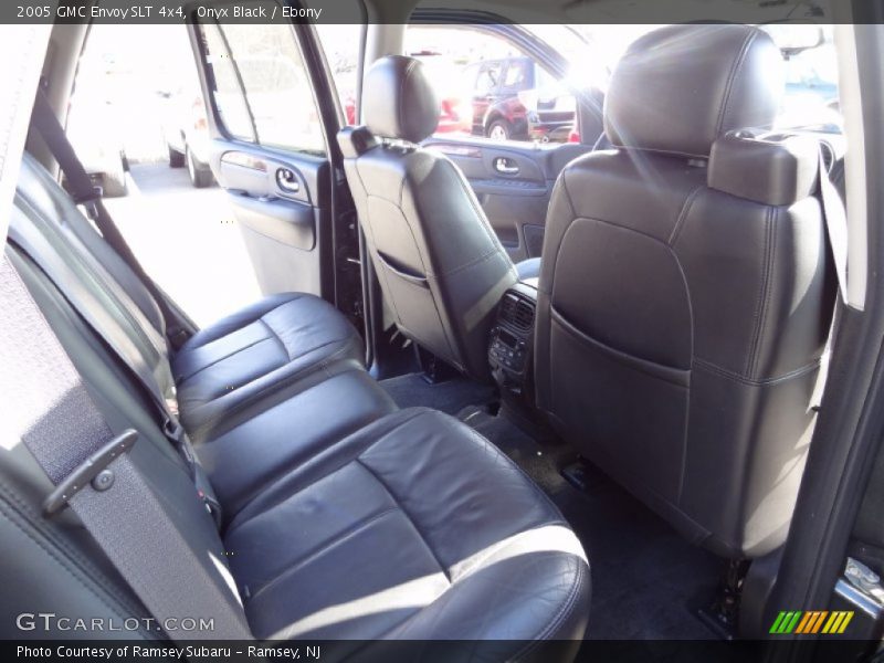 Onyx Black / Ebony 2005 GMC Envoy SLT 4x4