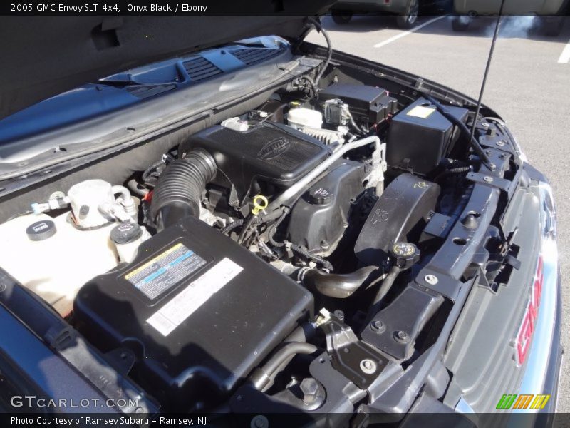 Onyx Black / Ebony 2005 GMC Envoy SLT 4x4