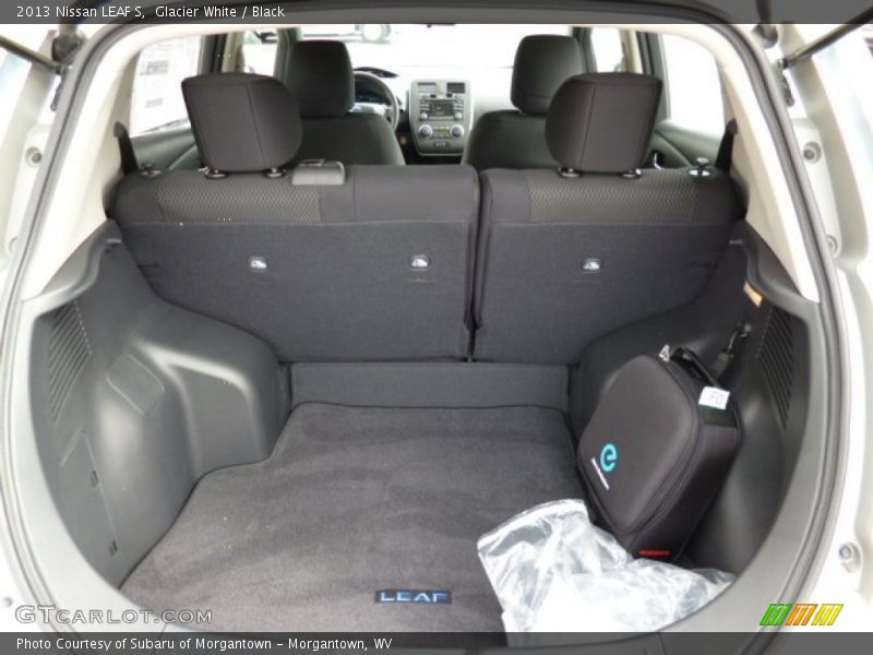  2013 LEAF S Trunk