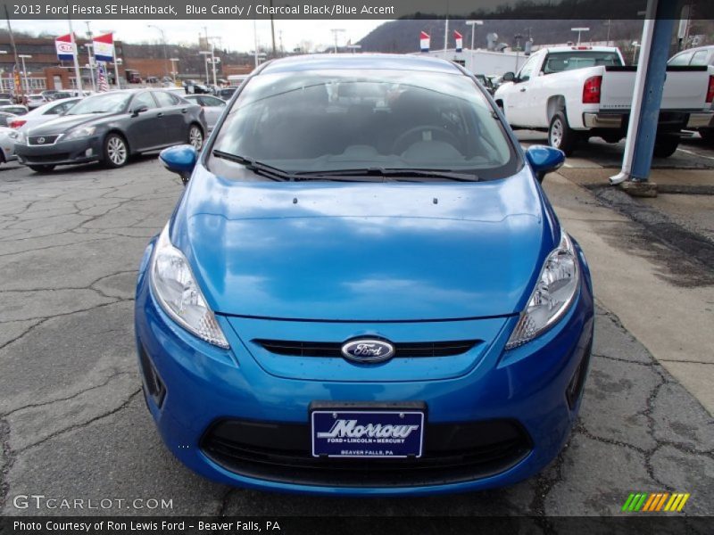 Blue Candy / Charcoal Black/Blue Accent 2013 Ford Fiesta SE Hatchback