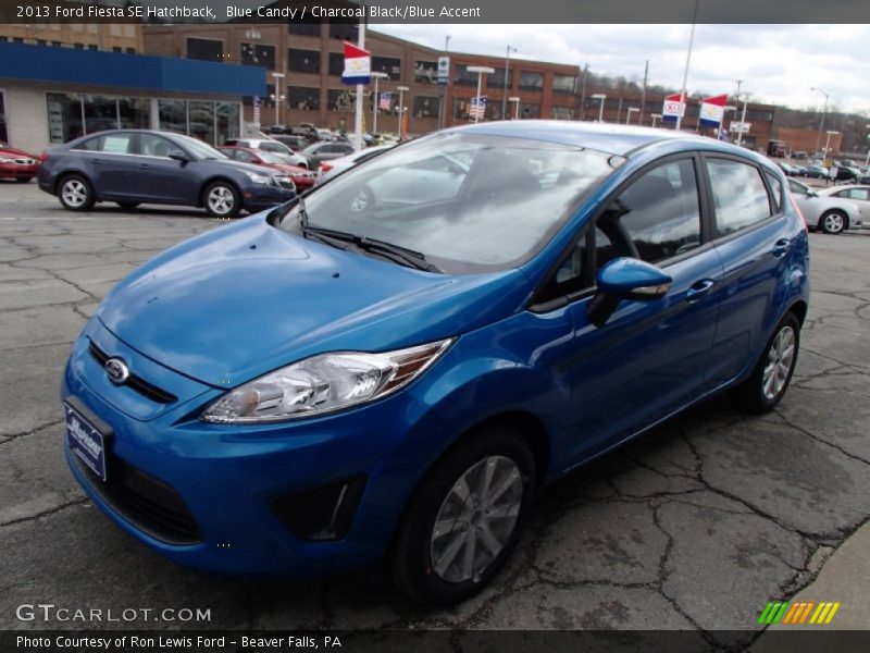 Blue Candy / Charcoal Black/Blue Accent 2013 Ford Fiesta SE Hatchback