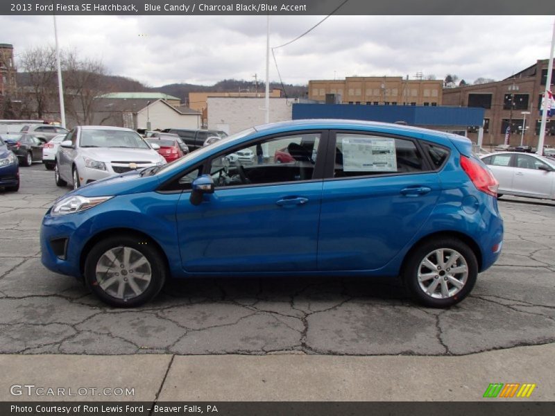 Blue Candy / Charcoal Black/Blue Accent 2013 Ford Fiesta SE Hatchback