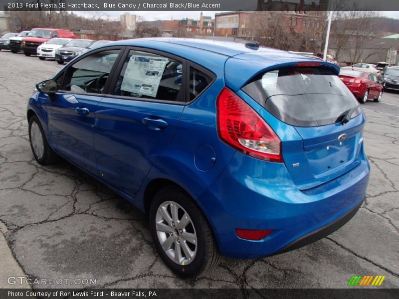 Blue Candy / Charcoal Black/Blue Accent 2013 Ford Fiesta SE Hatchback