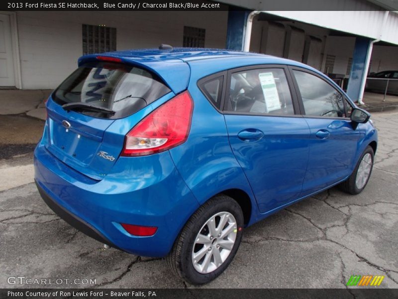 Blue Candy / Charcoal Black/Blue Accent 2013 Ford Fiesta SE Hatchback