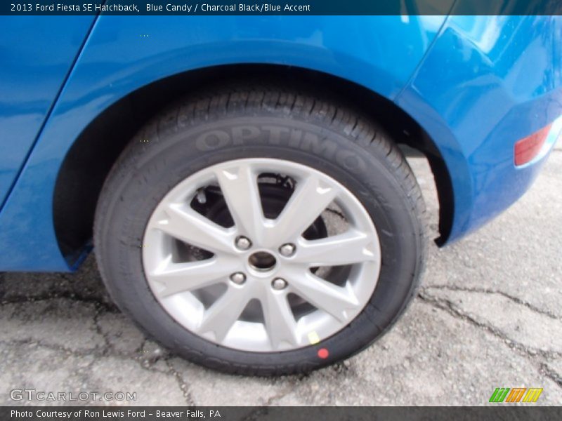 Blue Candy / Charcoal Black/Blue Accent 2013 Ford Fiesta SE Hatchback
