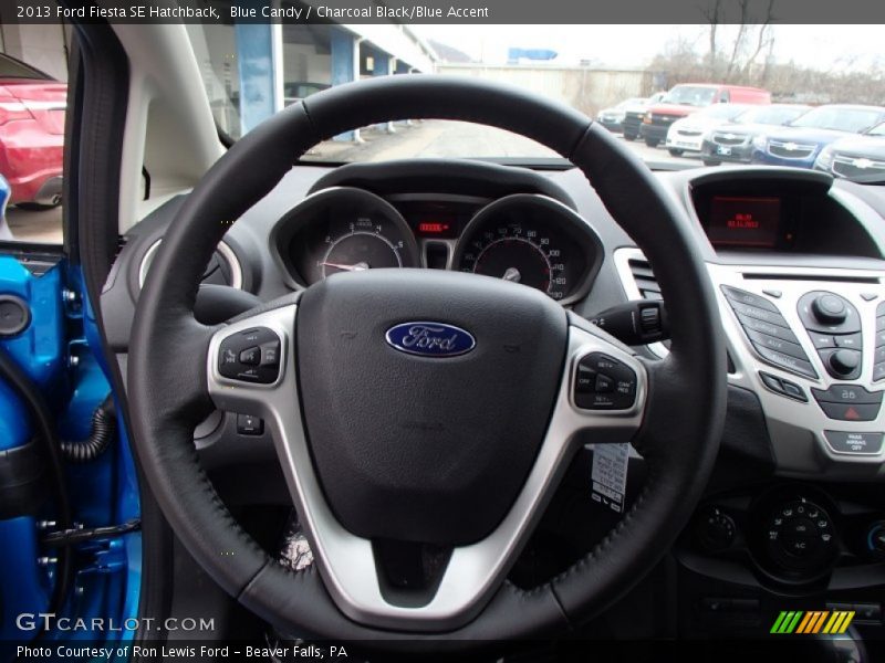 Blue Candy / Charcoal Black/Blue Accent 2013 Ford Fiesta SE Hatchback