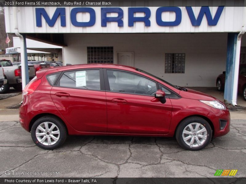 Ruby Red / Charcoal Black 2013 Ford Fiesta SE Hatchback