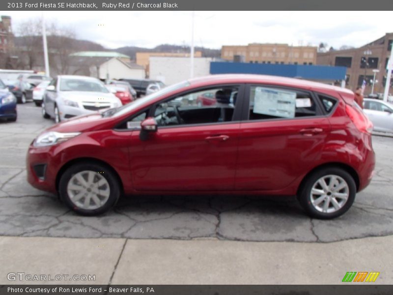 Ruby Red / Charcoal Black 2013 Ford Fiesta SE Hatchback