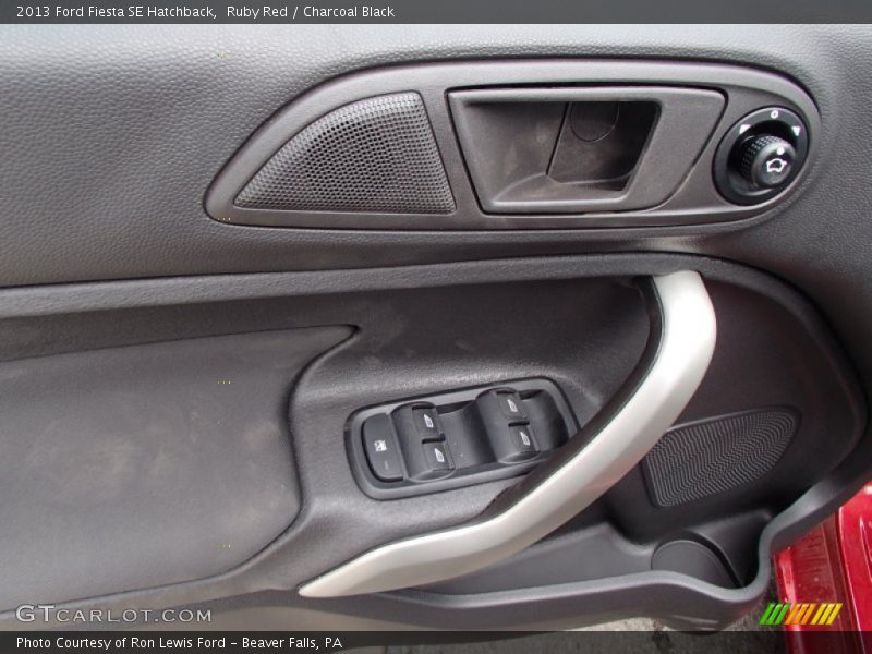 Ruby Red / Charcoal Black 2013 Ford Fiesta SE Hatchback