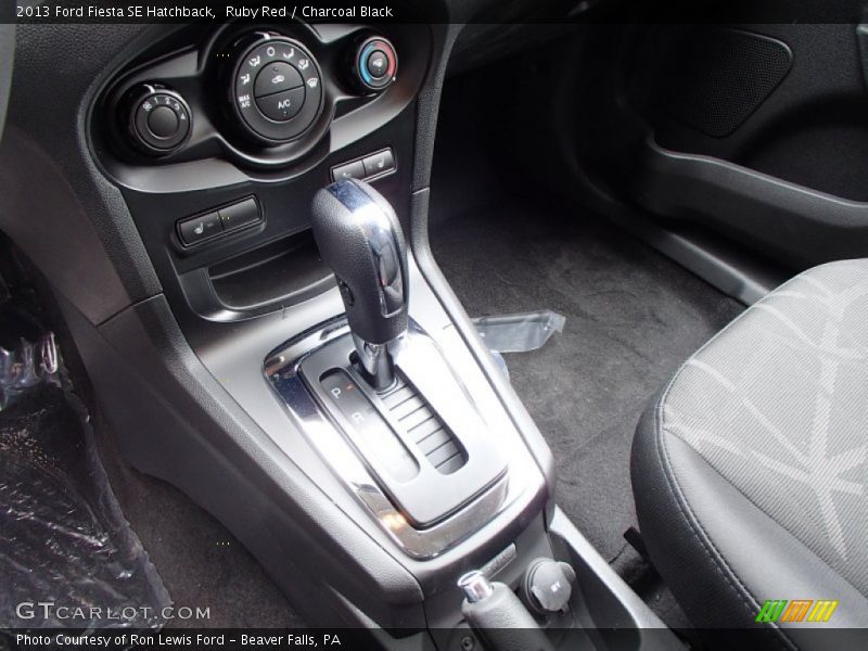 Ruby Red / Charcoal Black 2013 Ford Fiesta SE Hatchback