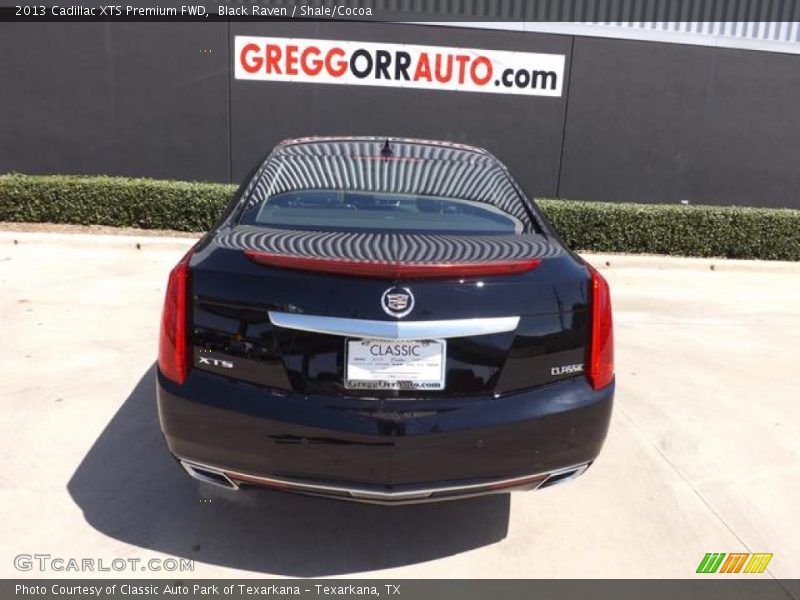 Black Raven / Shale/Cocoa 2013 Cadillac XTS Premium FWD