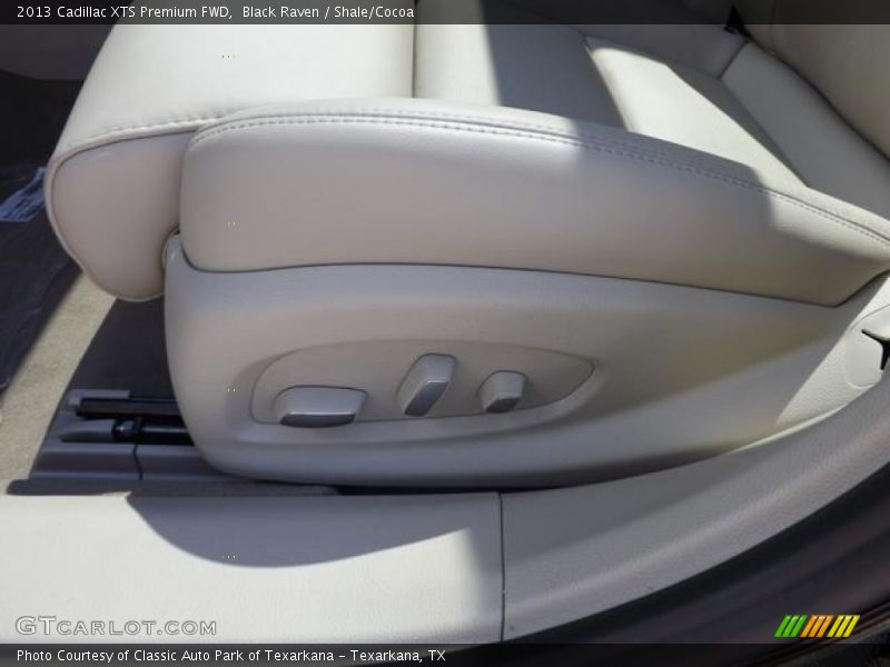 Black Raven / Shale/Cocoa 2013 Cadillac XTS Premium FWD