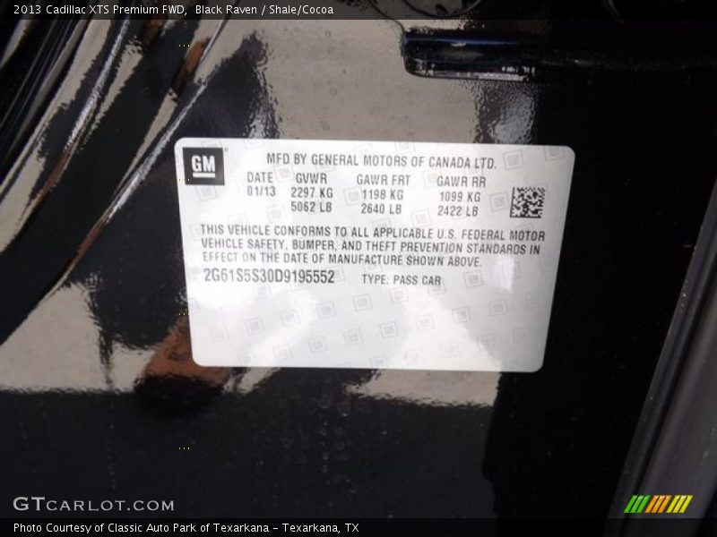 Black Raven / Shale/Cocoa 2013 Cadillac XTS Premium FWD