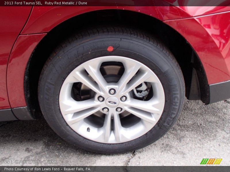 Ruby Red Metallic / Dune 2013 Ford Taurus SEL