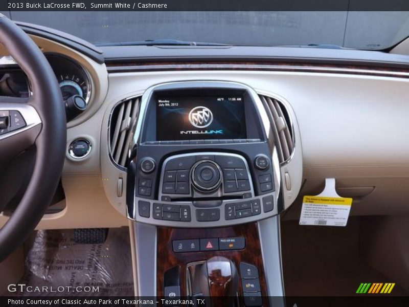 Summit White / Cashmere 2013 Buick LaCrosse FWD