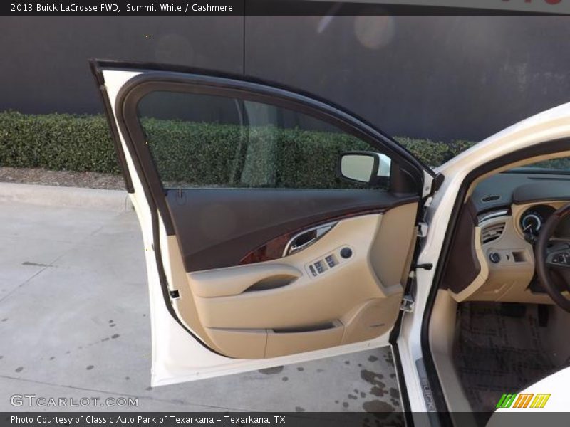 Summit White / Cashmere 2013 Buick LaCrosse FWD