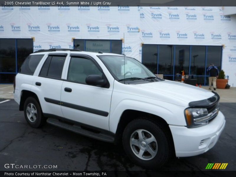 Summit White / Light Gray 2005 Chevrolet TrailBlazer LS 4x4